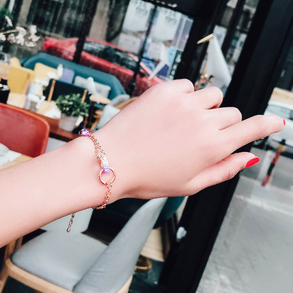 Дамска нежна гривна