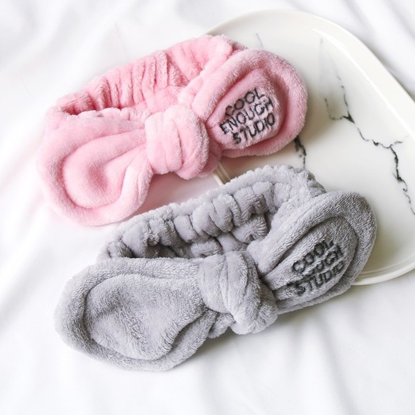 Αξεσου`αρ μαλλιιών  σε διάφορα σχήματα διαφόρων χρωμάτων