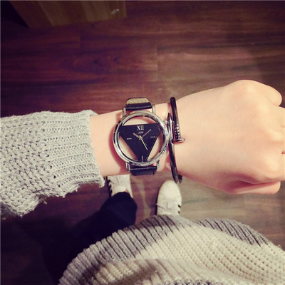 Σύγχρονα γυναικεία ρολόγια σε πολλές αποχρώσεις και σε δύο μοντέλα