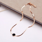 Colier stilat de dama cu piatra in mai multe modele