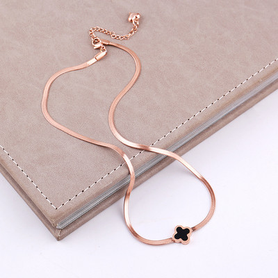 Colier stilat de dama cu piatra in mai multe modele