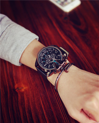 Casual ανδρικό ρολόι με δερμάτινο λουράκι