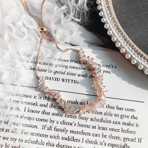 Γυναικείο απαλό βραχιόλι με πέτρες