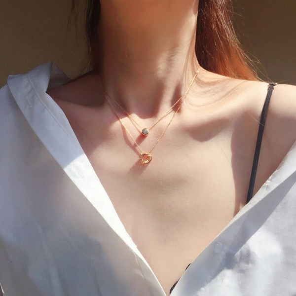 Colier blând de damă cu pietre