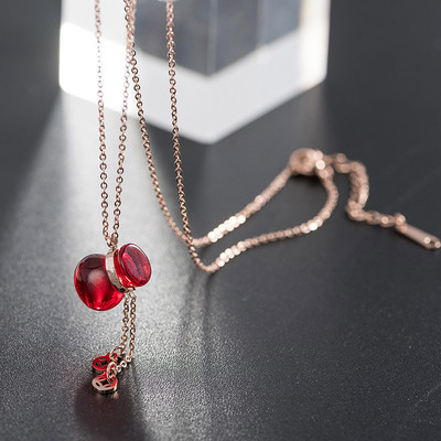 Μοντέρνο γυναικείο κολιέ - πολλά μοντέλα