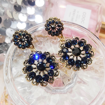 Cercei de dama cu pietre decorative albastre