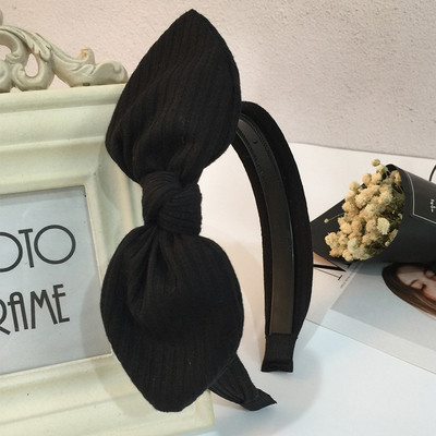 Κομψή διάδημα γυναικών με κορδέλα σε διάφορα χρώματα