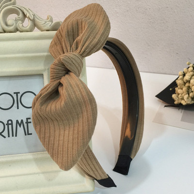 Κομψή διάδημα γυναικών με κορδέλα σε διάφορα χρώματα