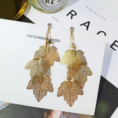 Μακριά γυναικεία  σκουλαρίκια σε δύο χρώματα - Φύλλα