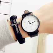Ceas modern de dama cu curea din imitatie de piele