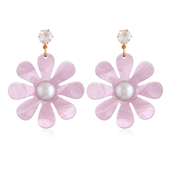 Γυναικεία σκουλαρίκια σε σχήμα λουλουδιού