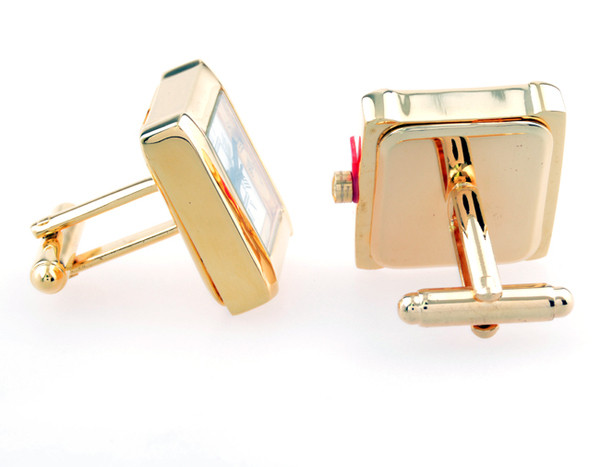 Butoni din ceas din aur și argint