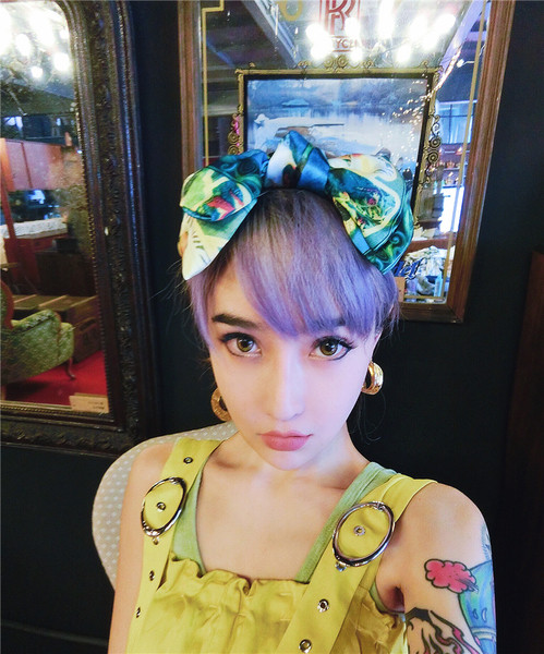 Banda de păr de damă din satin elegantă în mai multe culori