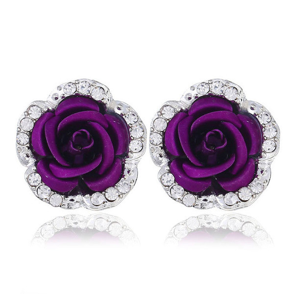 Cercei mici de dama in forma de trandafir cu pietre