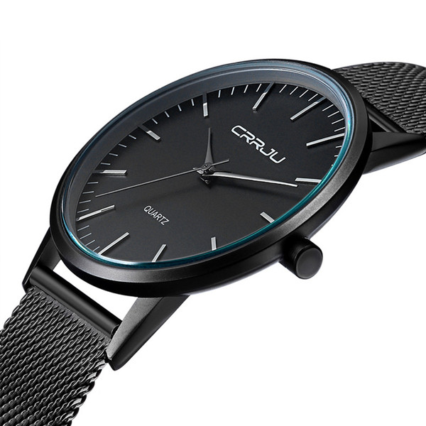 Κομψό ανδρικό ρολόι με εξαιρετικά λεπτό λουράκι