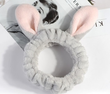 Κομψό  ούγχρονο γυναικείο αξεσουάρ μαλλιών σε διάφορα χρώματα με τρισδιάστατο στοιχείο σε διάφορα χρώματα