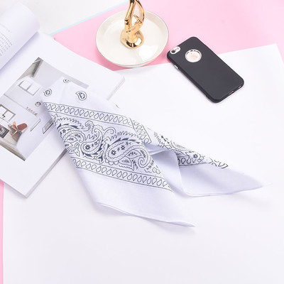 Eșarfă modernă de zi cu zi în mai multe culori