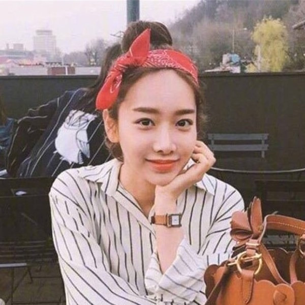 Eșarfă modernă de zi cu zi în mai multe culori