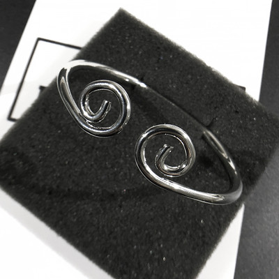 Γυναικείο απαλό βραχιόλι σε δύο αποχρώσεις