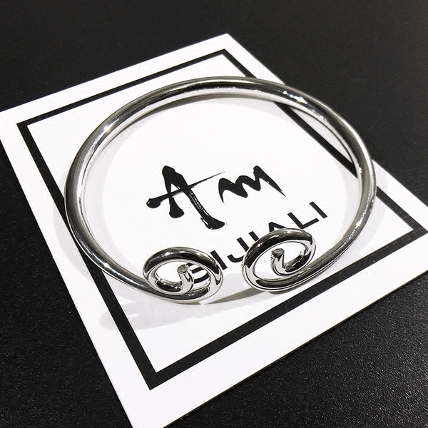 Γυναικείο απαλό βραχιόλι σε δύο αποχρώσεις