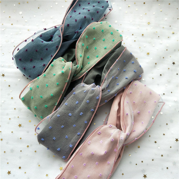 Banda de păr pentru femei