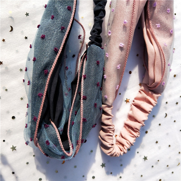 Banda de păr pentru femei