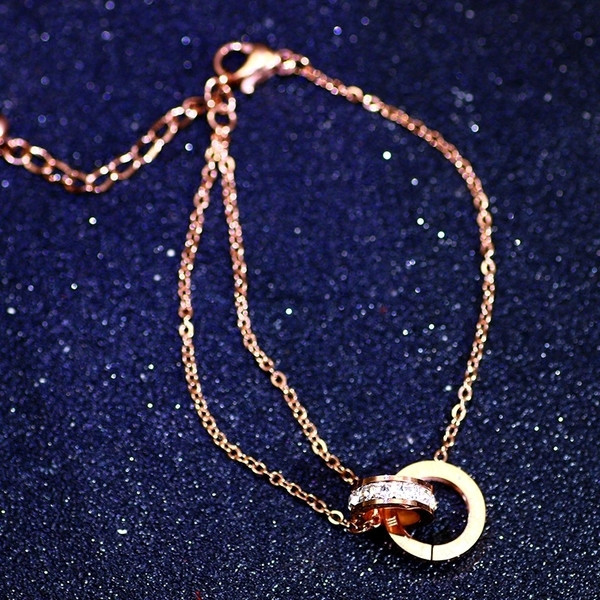 Bratara subtire delicata cu pietre decorative in doua culori