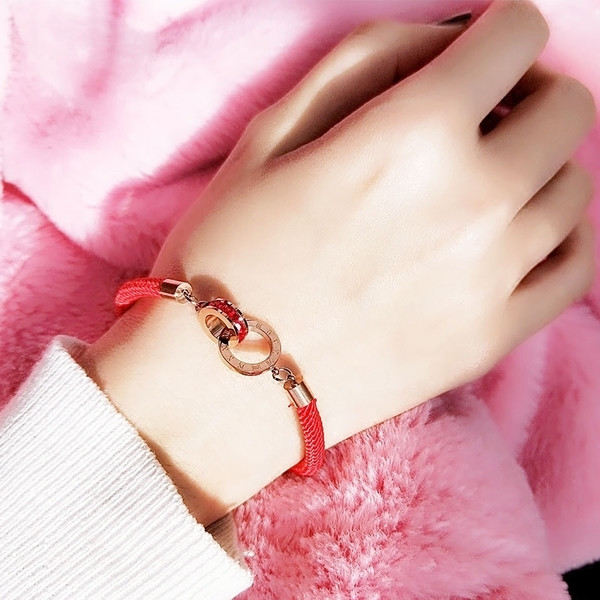 Brățară de zi cu zi pentru femei în roșu cu pietre decorative