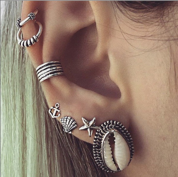 Set de șapte cercei pentru femei