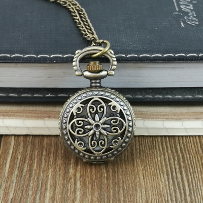 Ceasuri de buzunar retro barbatesti in mai multe modele