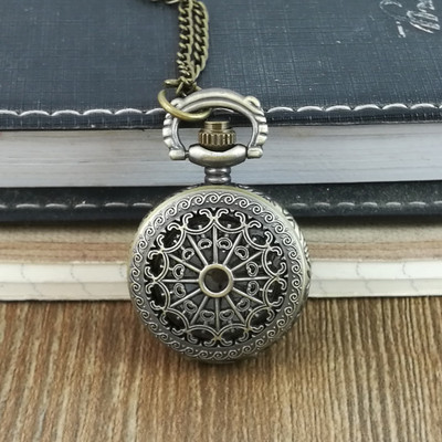 Ceasuri de buzunar retro barbatesti in mai multe modele