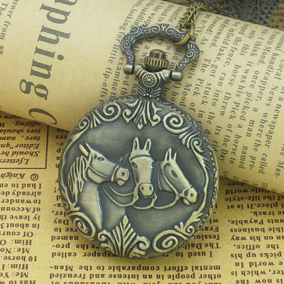 Ceasuri de buzunar retro barbatesti in mai multe modele