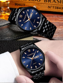 Ceas de bărbați stilat în trei modele