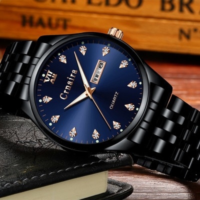 Ceas de bărbați stilat în trei modele