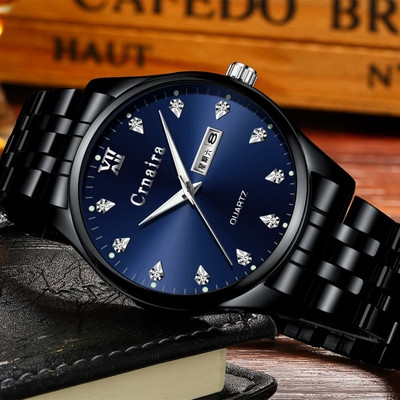 Ceas de bărbați stilat în trei modele