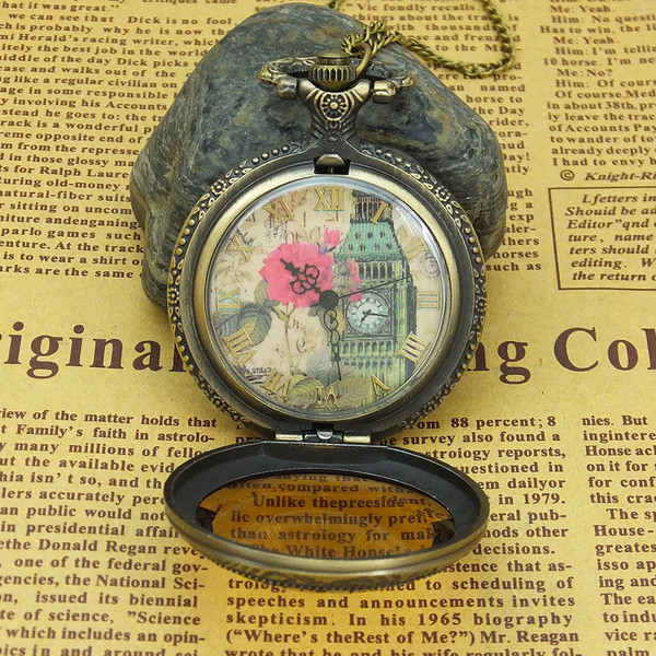 Ανδρικά ρετρό ρολόι σε τρία μοντέλα