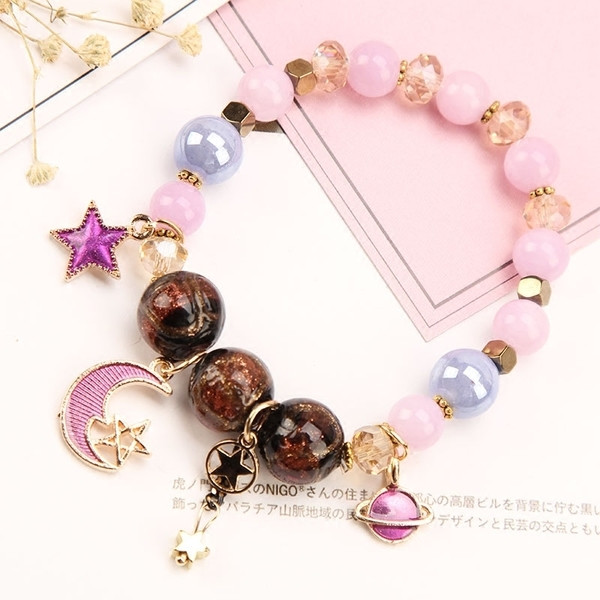 Bratara de dama cu margele si pandantive in mai multe culori