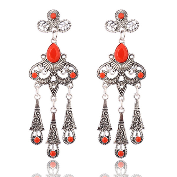 Cercei lungi de dama in trei culori