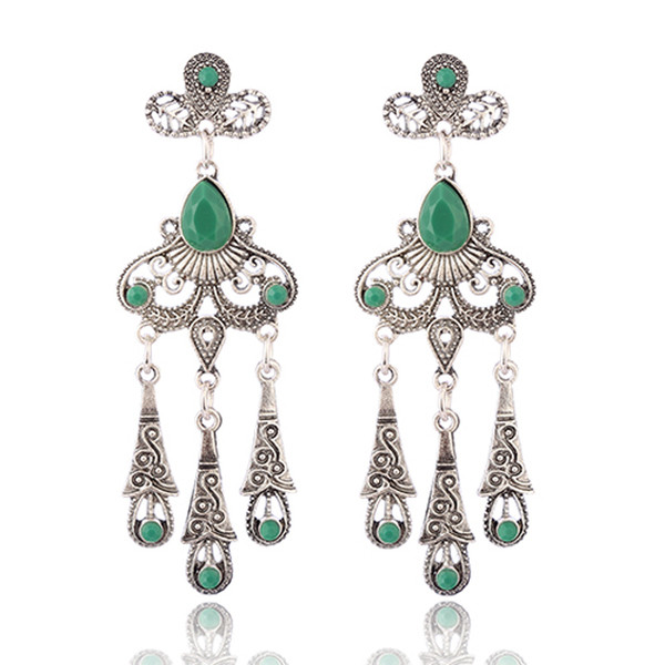 Cercei lungi de dama in trei culori