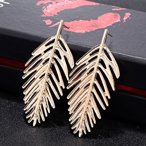 Cercei de dama in forma de frunza