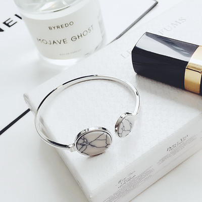 Γυναικείο βραχιόλι σε διάφορα χρώματα