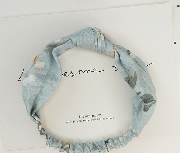 Bentita de dama moderna cu motive florale