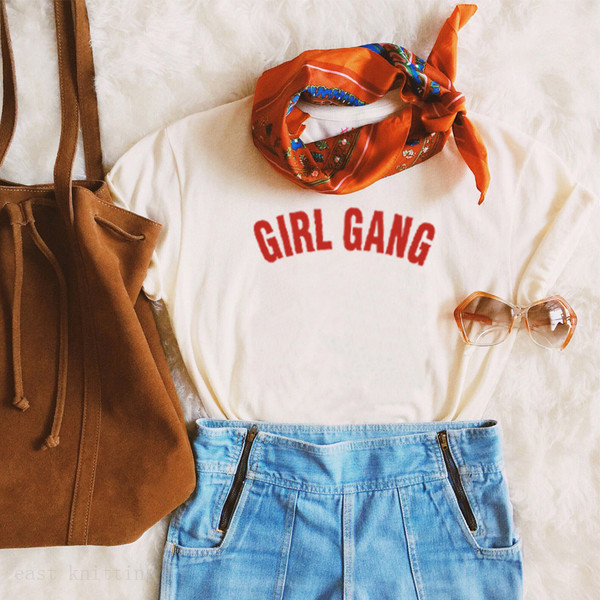 Tricou dama cu inscriptie color - model Slim