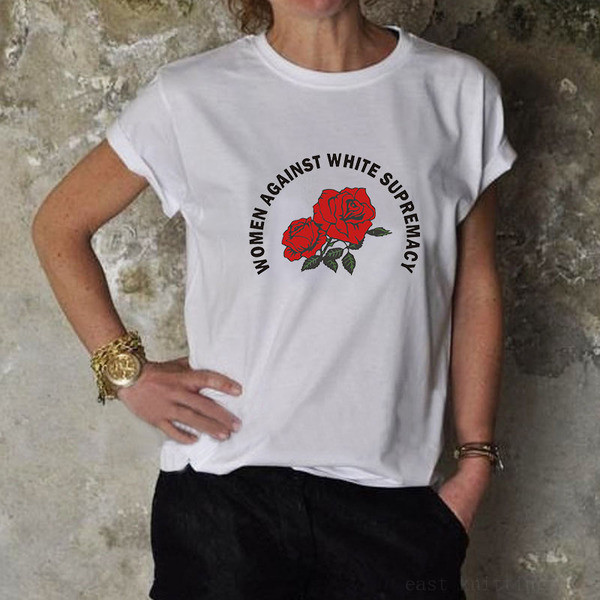 Tricou dama cu aplicatie colorata si inscriptie - model gratuit