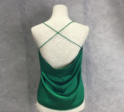 Κομψό γυναικείο αμάνικο με σταυρωμένα ιμάντα σε διάφορα χρώματα