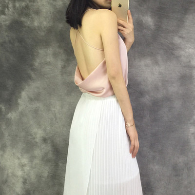 Κομψό γυναικείο αμάνικο με σταυρωμένα ιμάντα σε διάφορα χρώματα