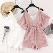 Salopetă scurtă de damă cu decolteu în V adânc în trei culori