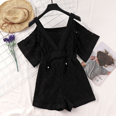 Salopetă scurtă de damă cu decolteu în V adânc în trei culori