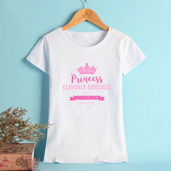 Γυναικεία μπλούζα με επιγραφή και κοντό μανίκι - δωρεάν μοντέλο