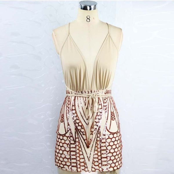 Rochie de dama cu decolteu in V si decor cu paiete